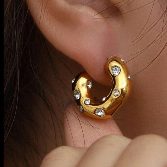 18K Gold Titanium Inlaid Pearls Open Hoop Earrings - Picture 1 of 7